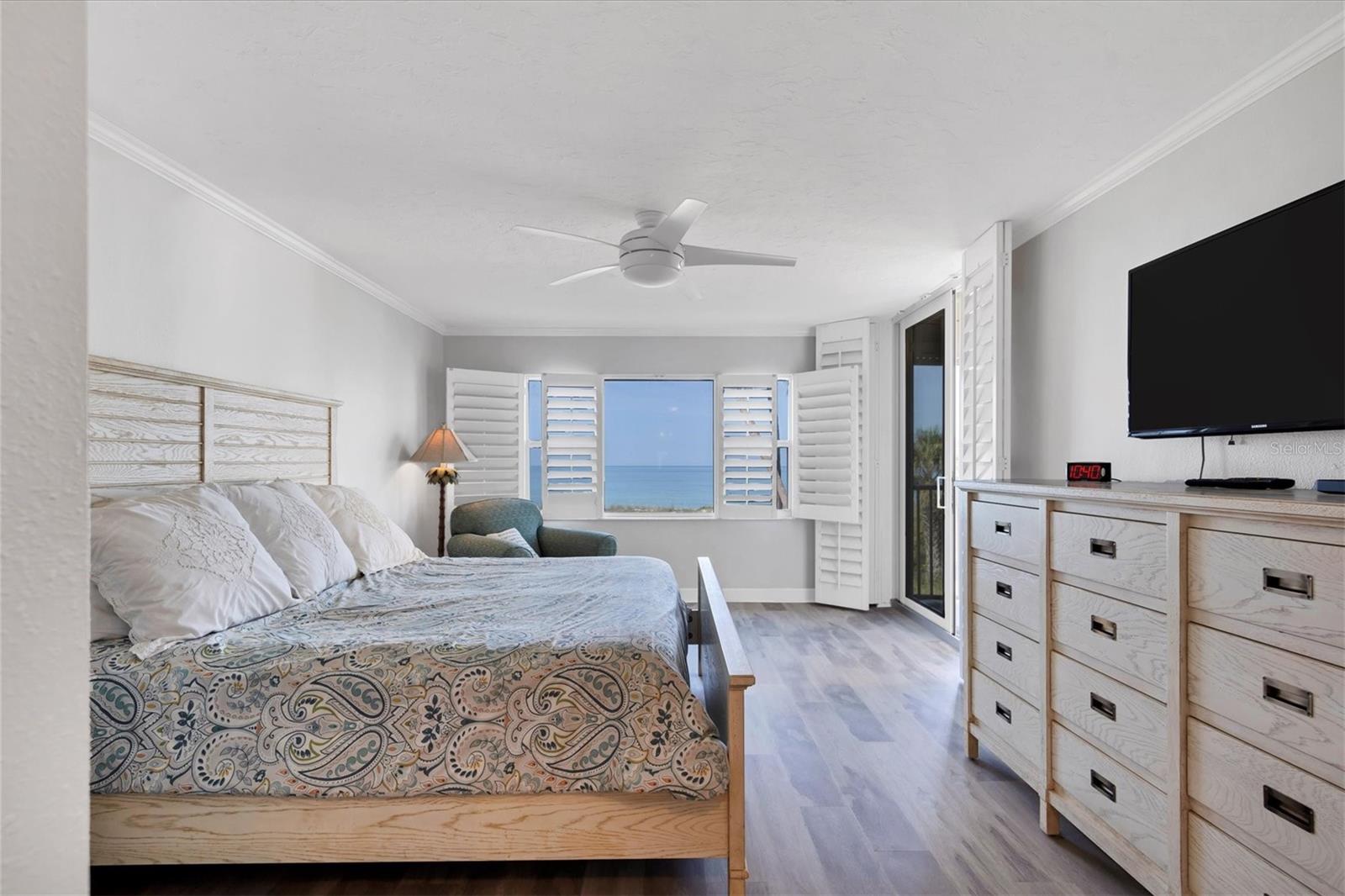 4325 GULF OF MEXICO DR #208, LONGBOAT KEY, FL, 34228