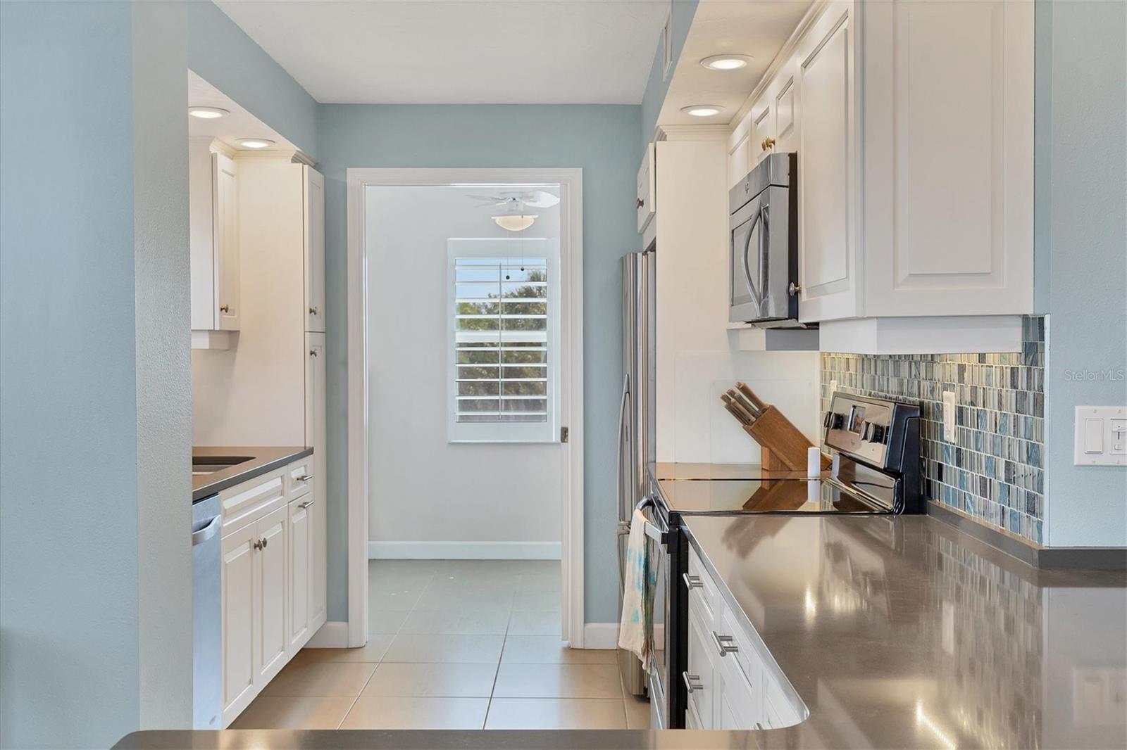 4325 GULF OF MEXICO DR #208, LONGBOAT KEY, FL, 34228