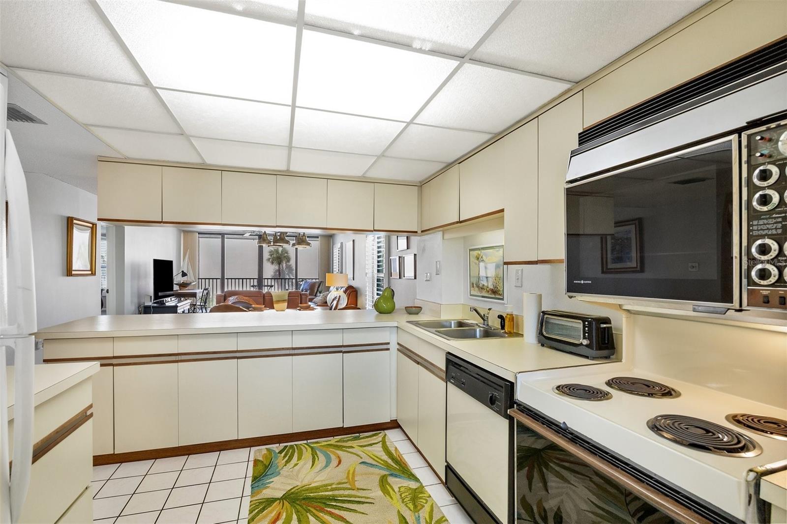 6480 MIDNIGHT PASS RD #311, SARASOTA, FL, 34242