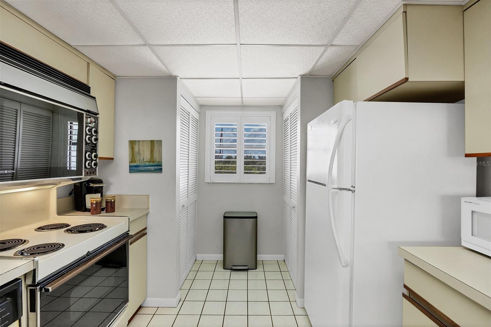 6480 MIDNIGHT PASS RD #311, SARASOTA, FL, 34242