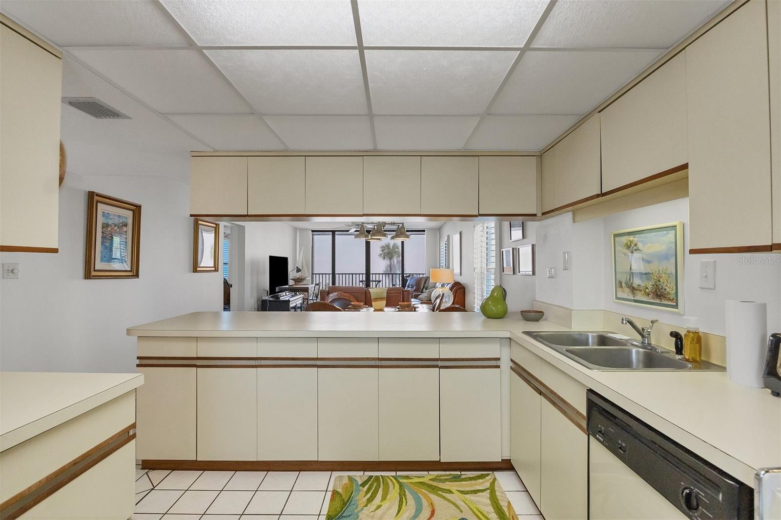 6480 MIDNIGHT PASS RD #311, SARASOTA, FL, 34242