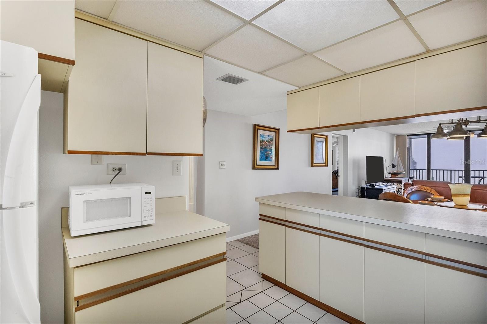 6480 MIDNIGHT PASS RD #311, SARASOTA, FL, 34242