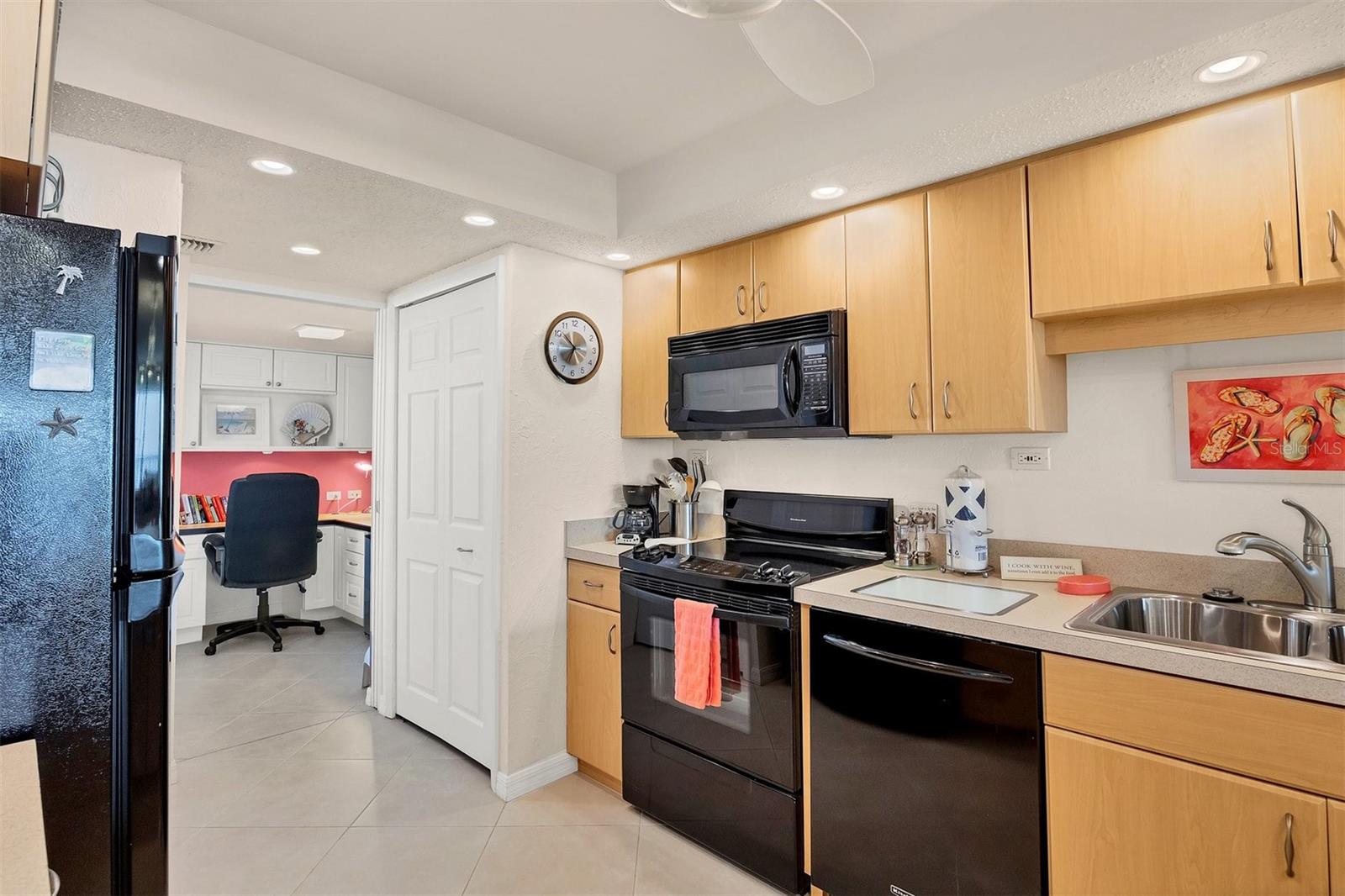 6480 MIDNIGHT PASS RD #506, SARASOTA, FL, 34242