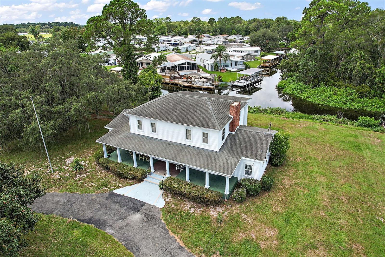 13325 WOODLAND DR, ASTATULA, FL, 34705