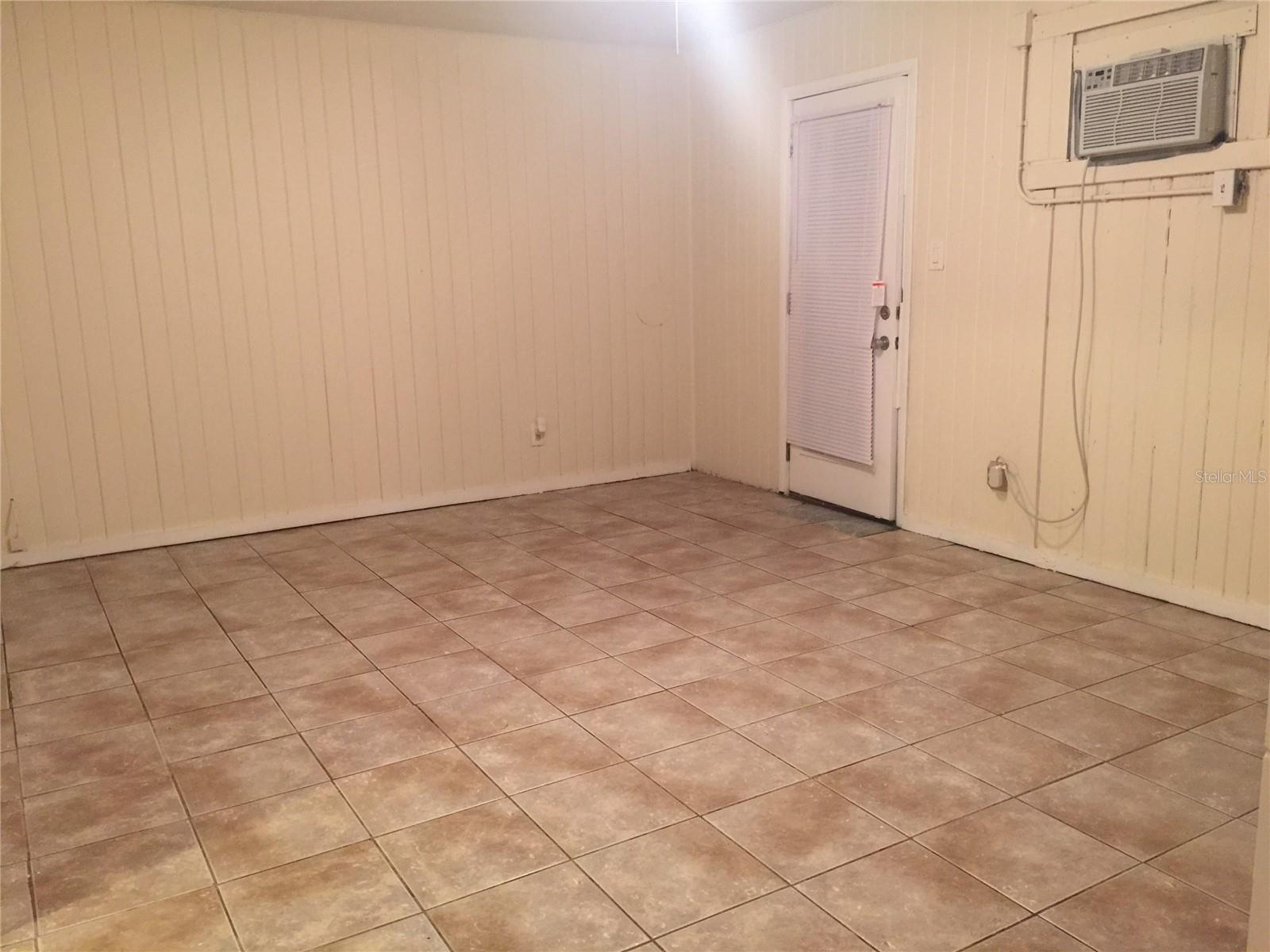 2800 DARTMOUTH AVE N, ST PETERSBURG, FL, 33713