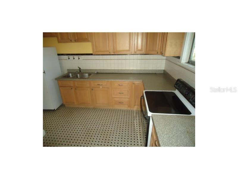 2800 DARTMOUTH AVE N, ST PETERSBURG, FL, 33713