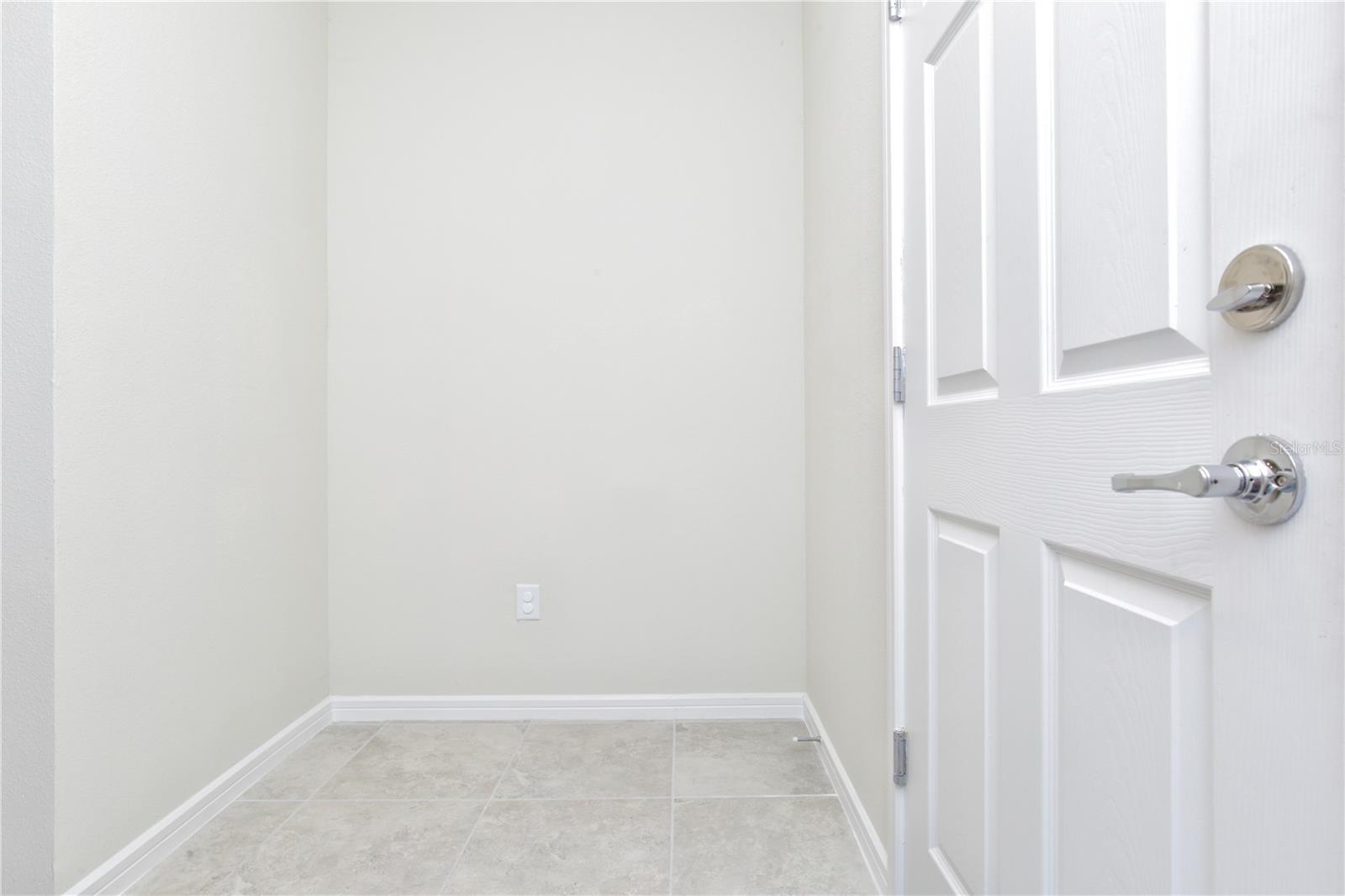 1608 ASPEN AVE, DAVENPORT, FL, 33837
