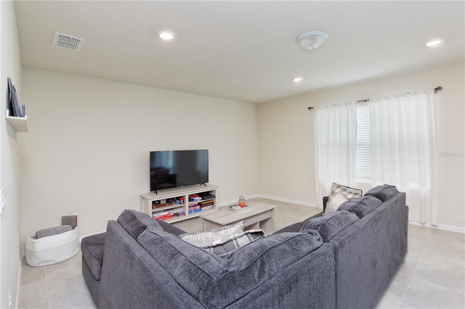 1608 ASPEN AVE, DAVENPORT, FL, 33837