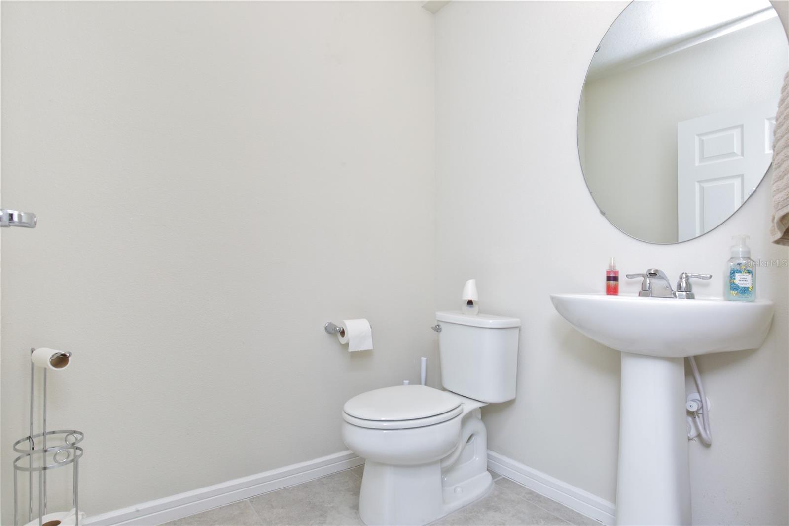 1608 ASPEN AVE, DAVENPORT, FL, 33837