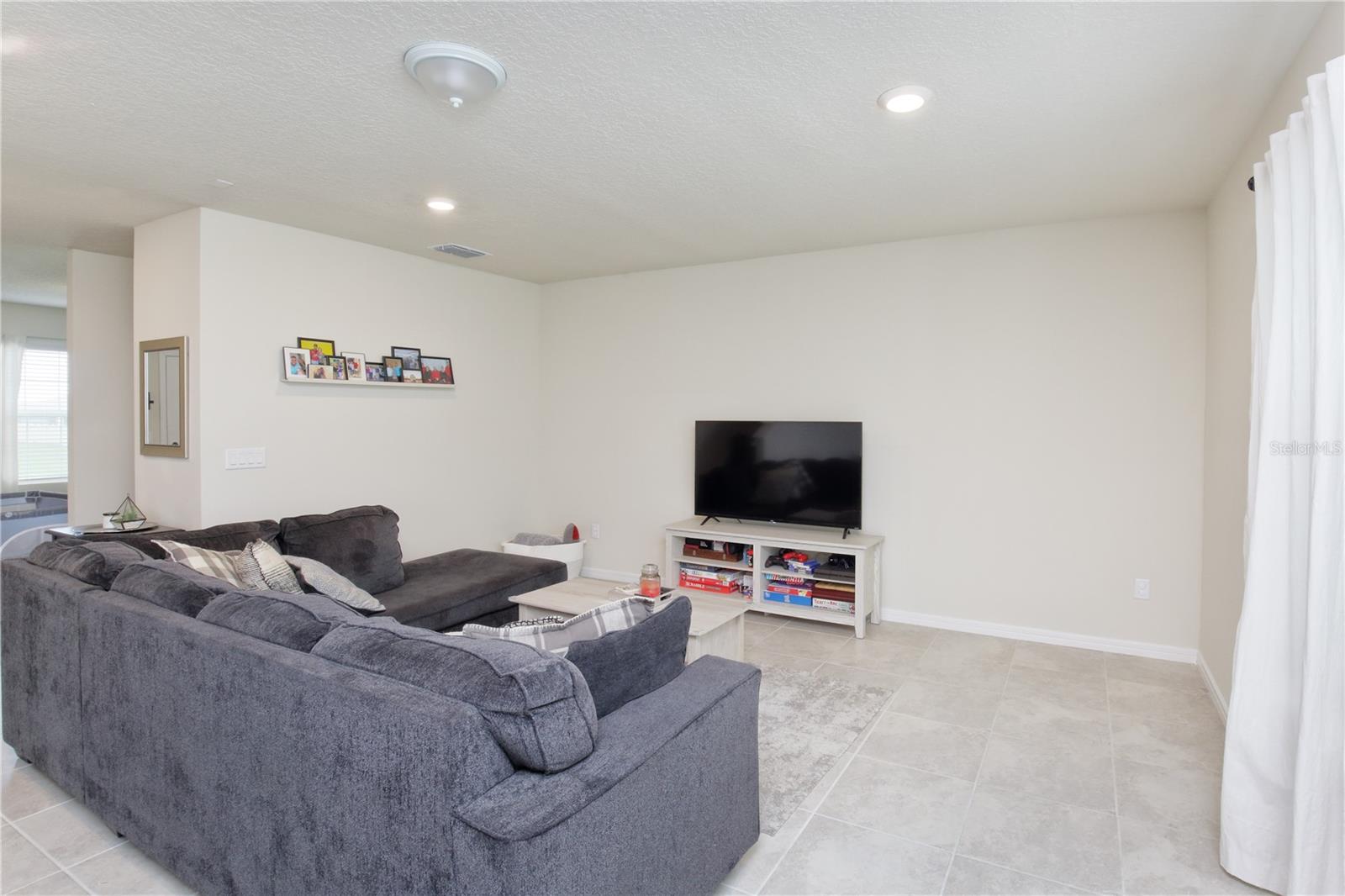 1608 ASPEN AVE, DAVENPORT, FL, 33837