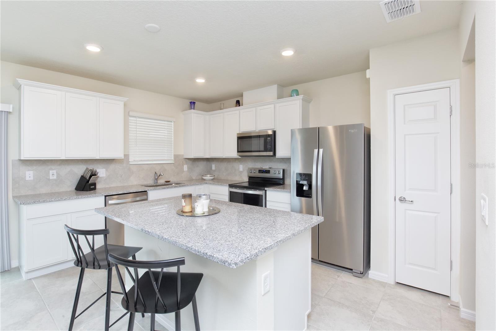 1608 ASPEN AVE, DAVENPORT, FL, 33837
