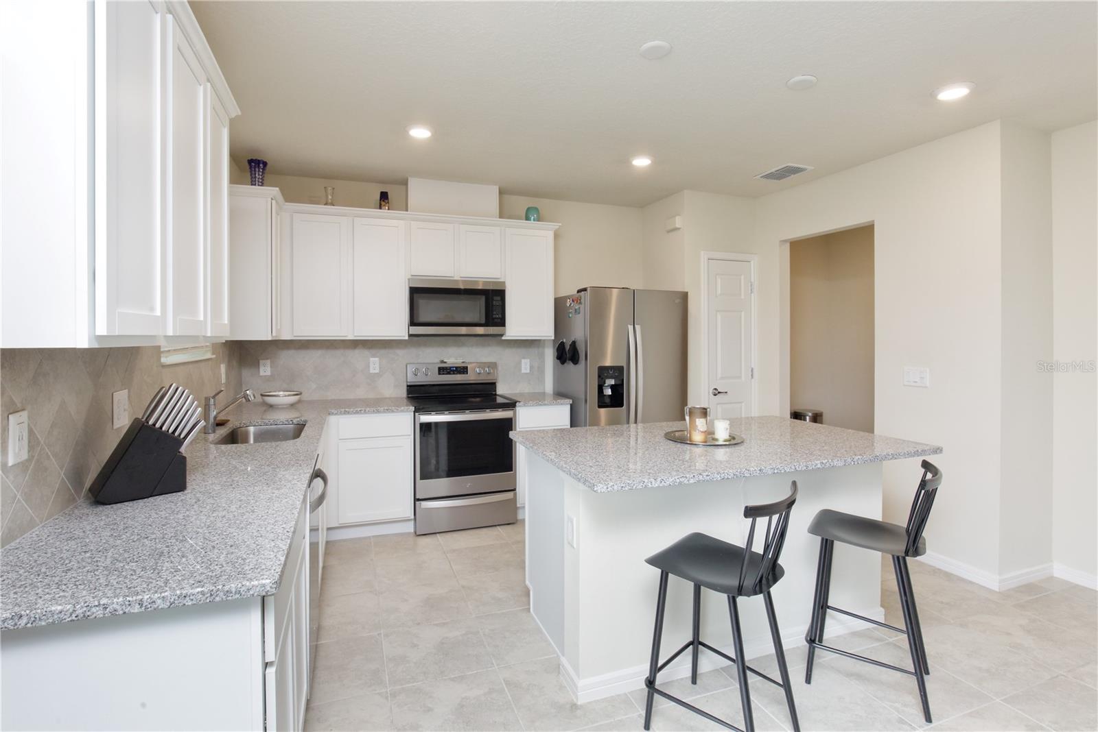 1608 ASPEN AVE, DAVENPORT, FL, 33837