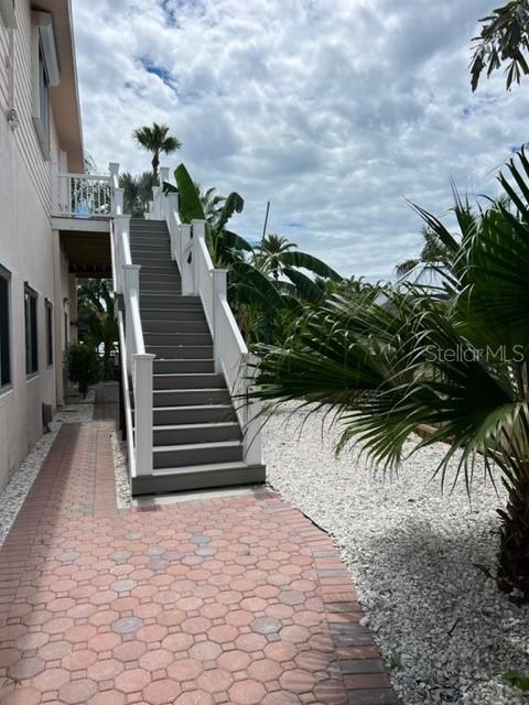 134 CARLYLE DR, PALM HARBOR, FL, 34683