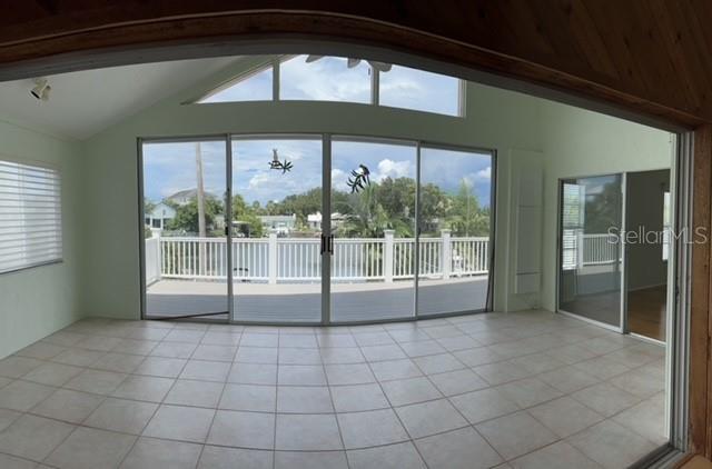134 CARLYLE DR, PALM HARBOR, FL, 34683