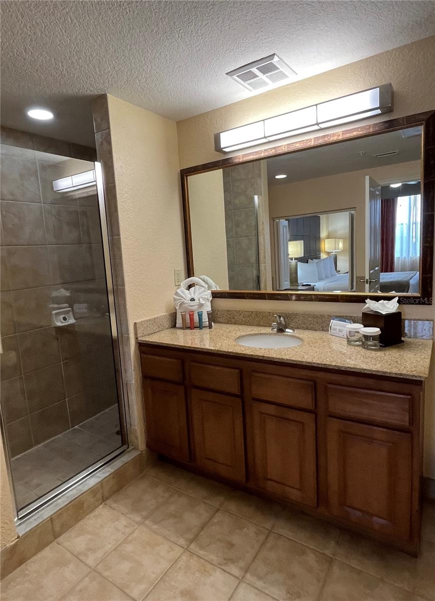 12539 FLORIDAYS RESORT DR #101D, ORLANDO, FL, 32821