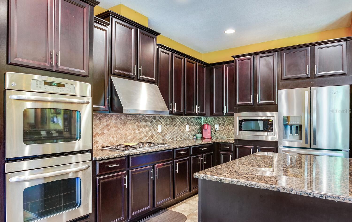 11136 WEMBLEY LANDING DR, LITHIA, FL, 33547