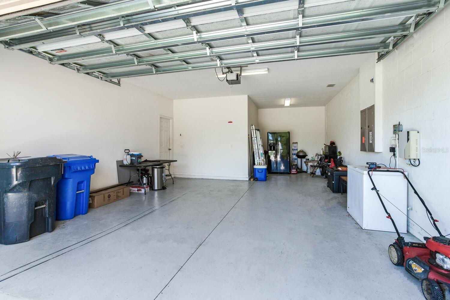 11136 WEMBLEY LANDING DR, LITHIA, FL, 33547
