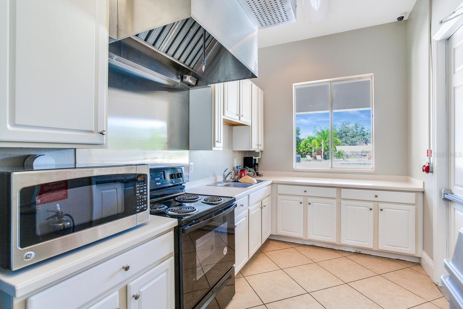 11136 WEMBLEY LANDING DR, LITHIA, FL, 33547