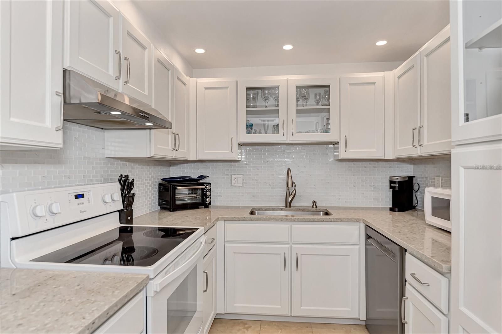 5855 MIDNIGHT PASS RD #426, SARASOTA, FL, 34242