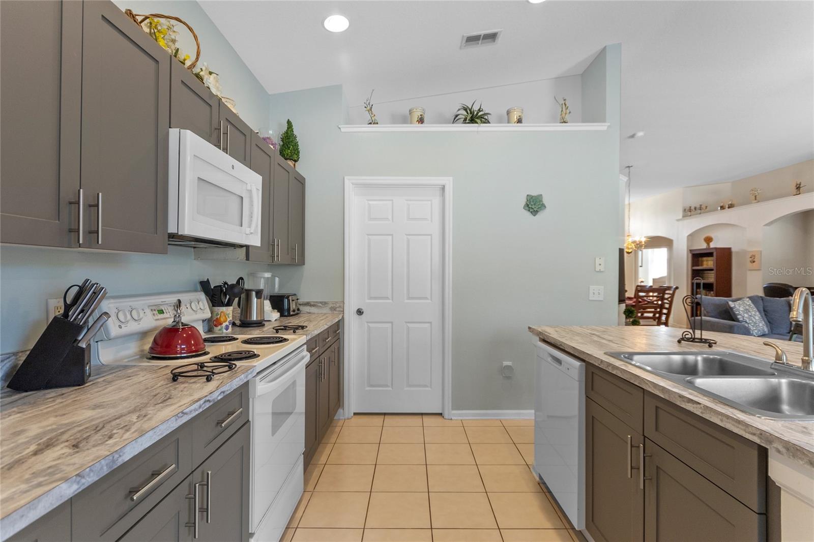 8155 SUN PALM DR, KISSIMMEE, FL, 34747