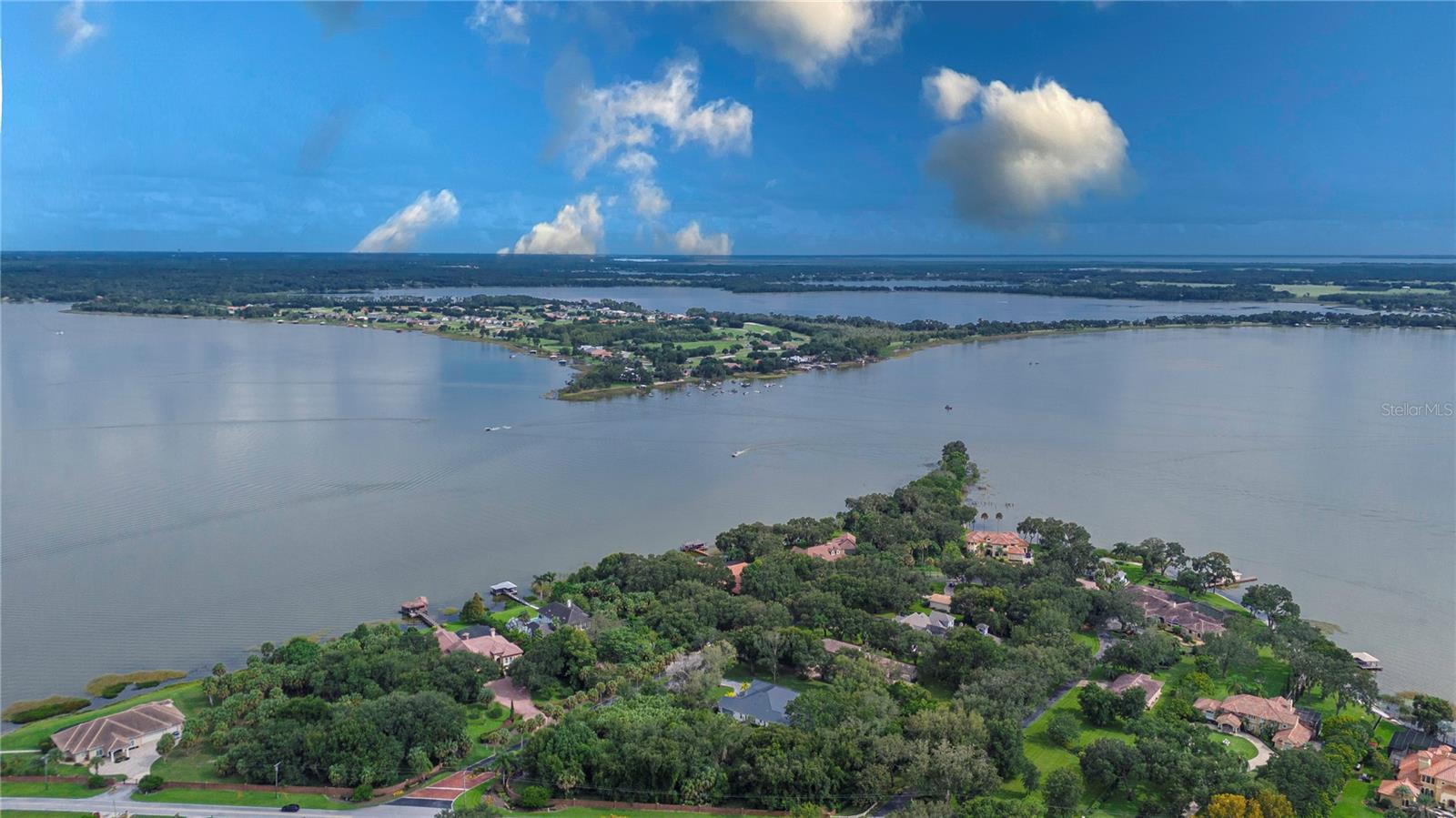 000 LAKESHORE POINTE BLVD, MOUNT DORA, FL, 32757