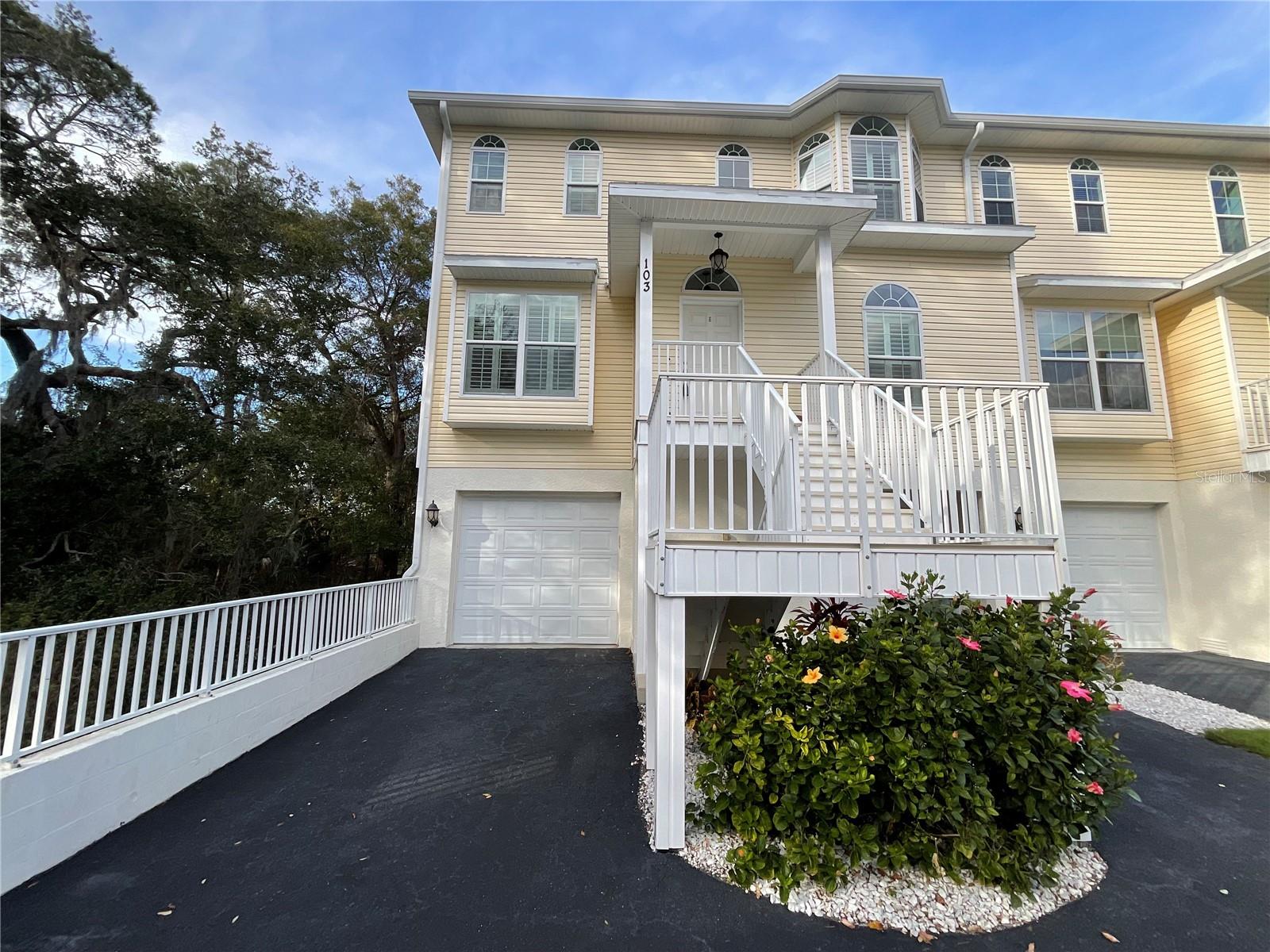 BURGHSTREAMSS SUB, PALM HARBOR, FL, 34683