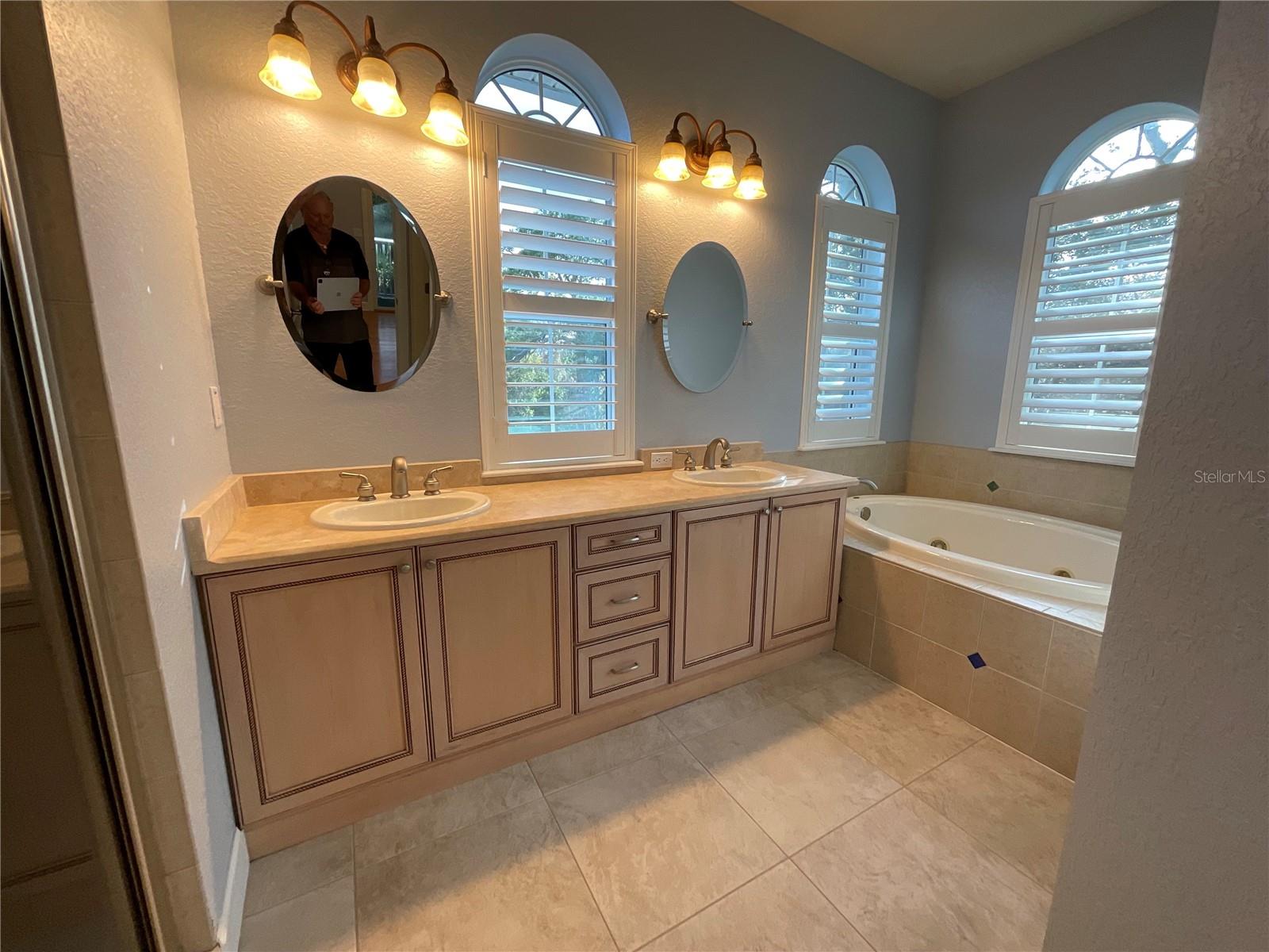 BURGHSTREAMSS SUB, PALM HARBOR, FL, 34683