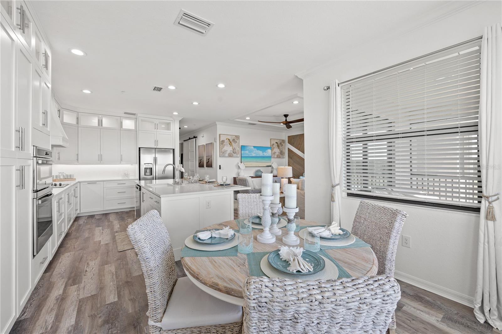 18114 GAWTHROP DR #402, LAKEWOOD RANCH, FL, 34211