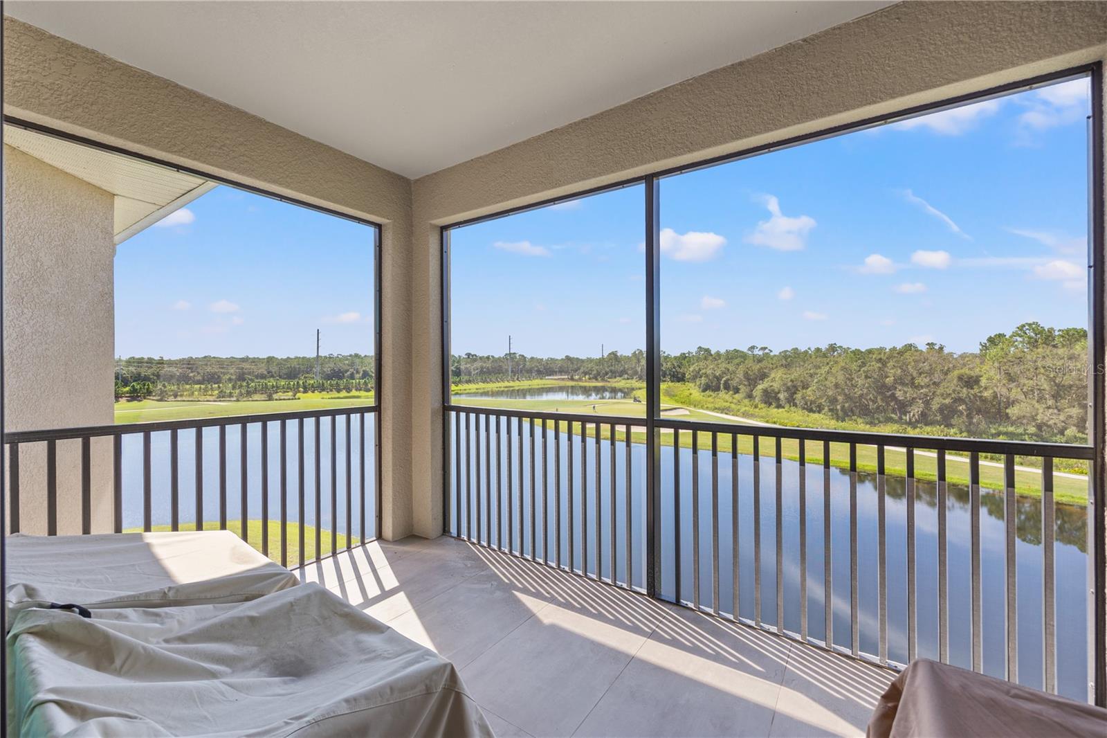 18114 GAWTHROP DR #402, LAKEWOOD RANCH, FL, 34211