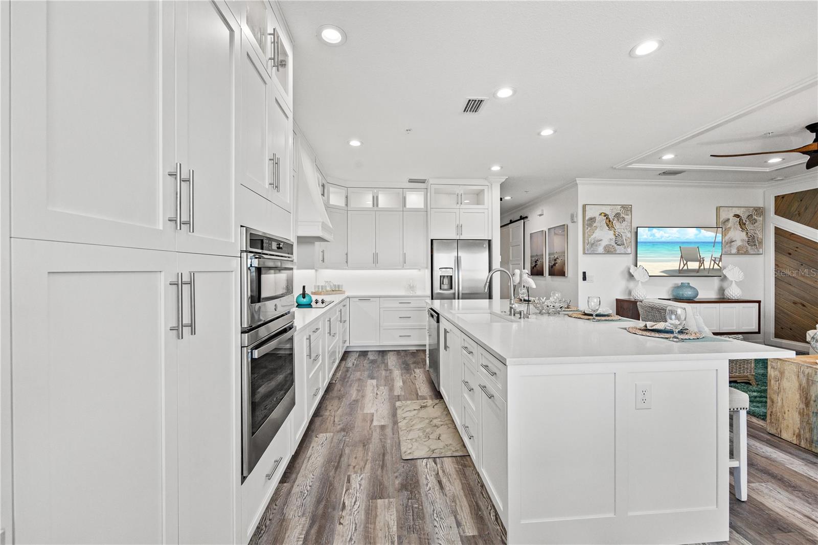 18114 GAWTHROP DR #402, LAKEWOOD RANCH, FL, 34211