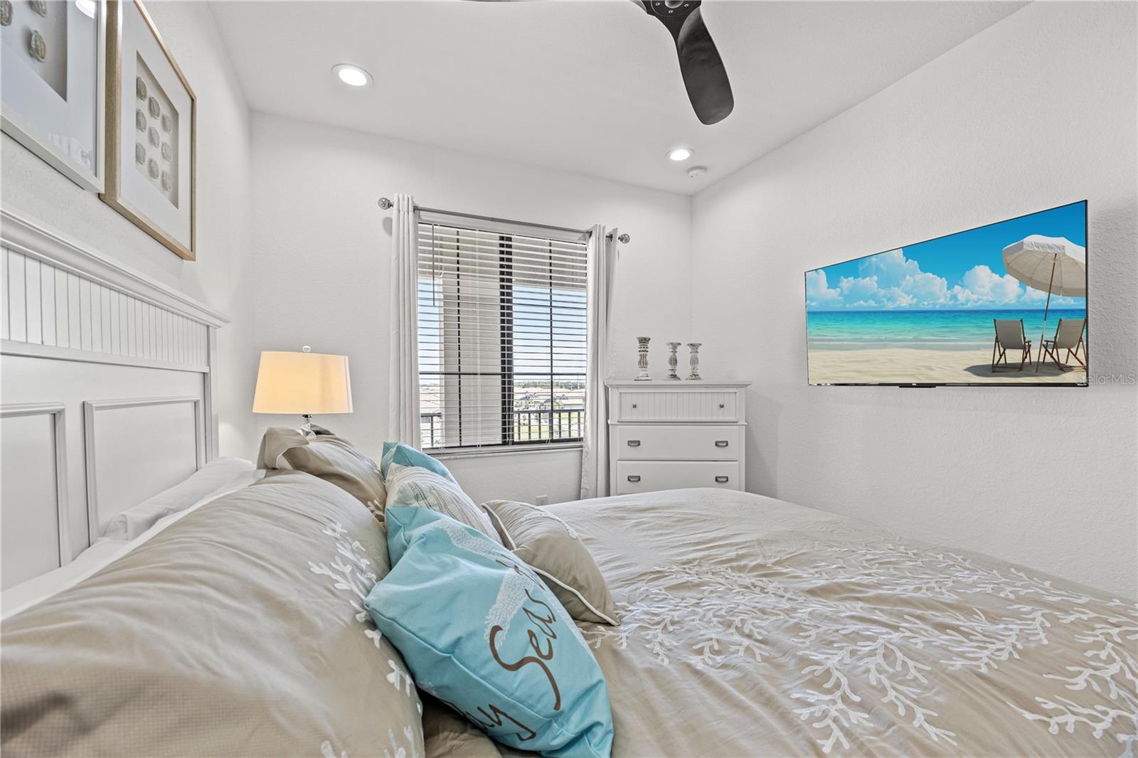 18114 GAWTHROP DR #402, LAKEWOOD RANCH, FL, 34211