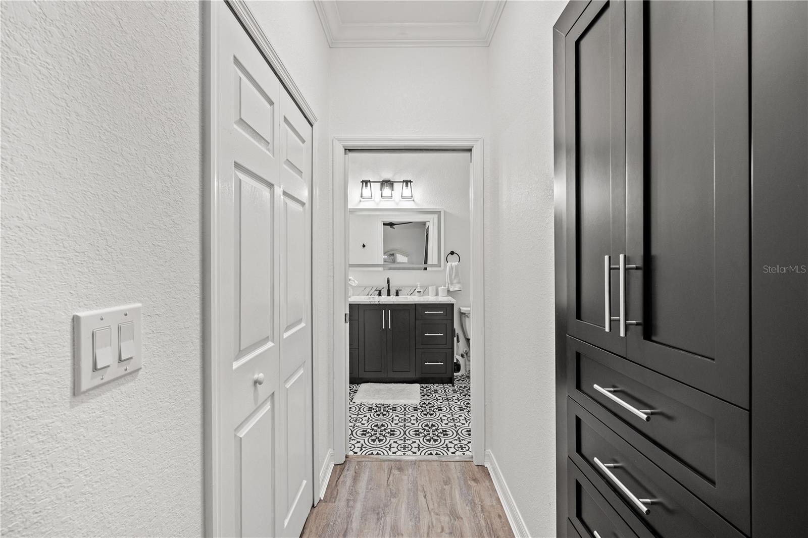 18114 GAWTHROP DR #402, LAKEWOOD RANCH, FL, 34211