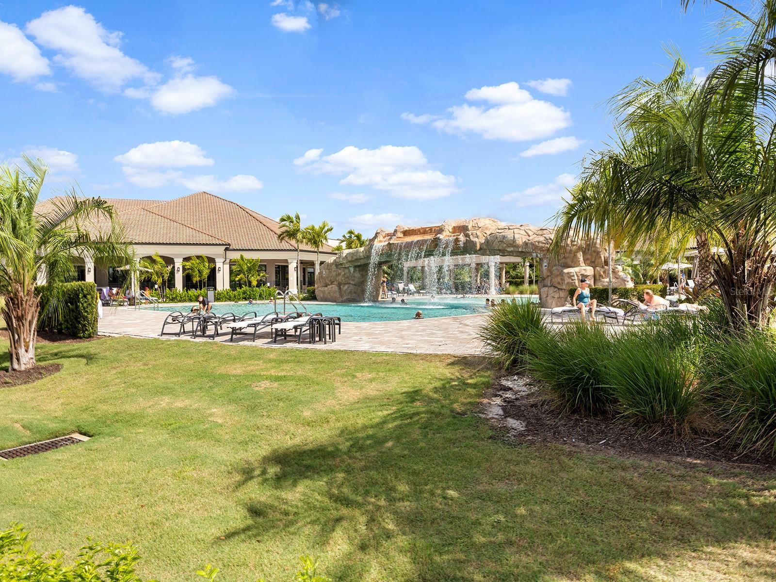 18114 GAWTHROP DR #402, LAKEWOOD RANCH, FL, 34211