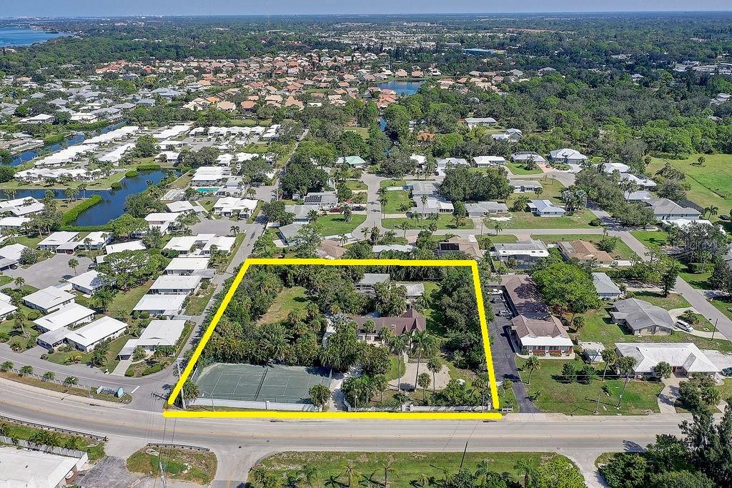 424 ALBEE RD W #1, NOKOMIS, FL, 34275