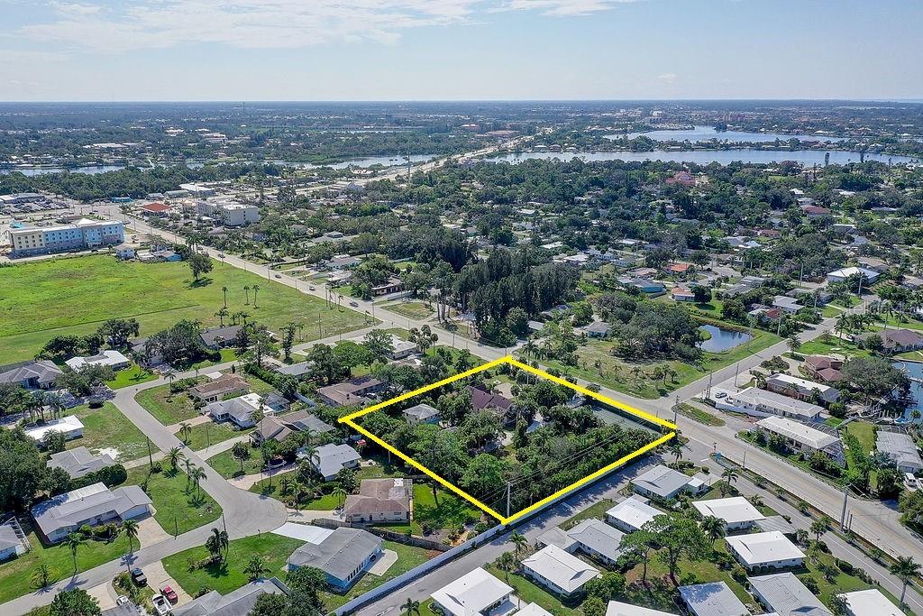 424 ALBEE RD W #1, NOKOMIS, FL, 34275