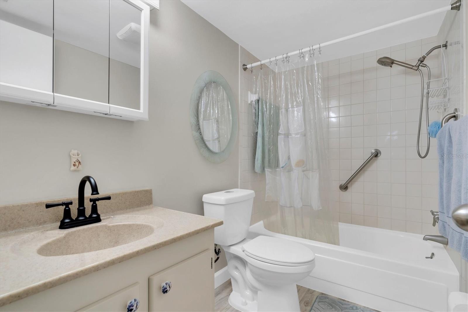 11485 OAKHURST RD #221, LARGO, FL, 33774