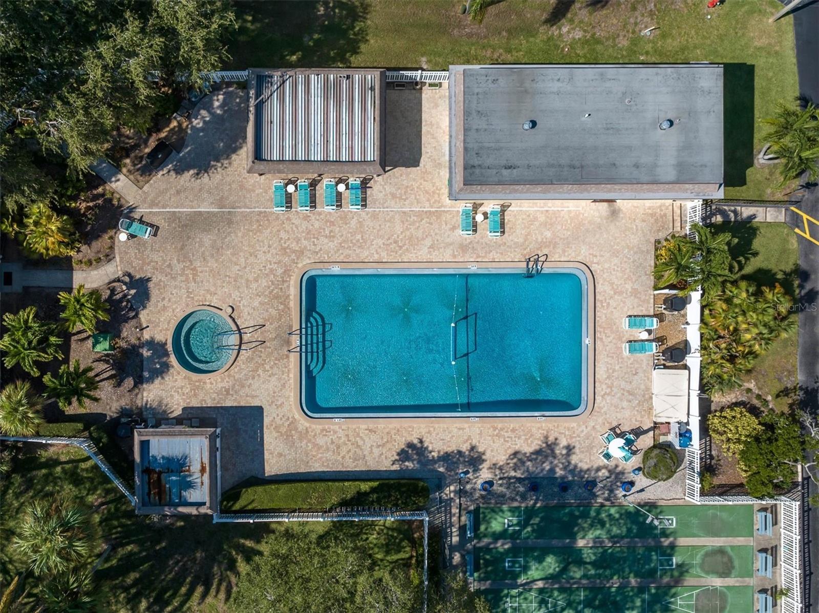 11485 OAKHURST RD #221, LARGO, FL, 33774