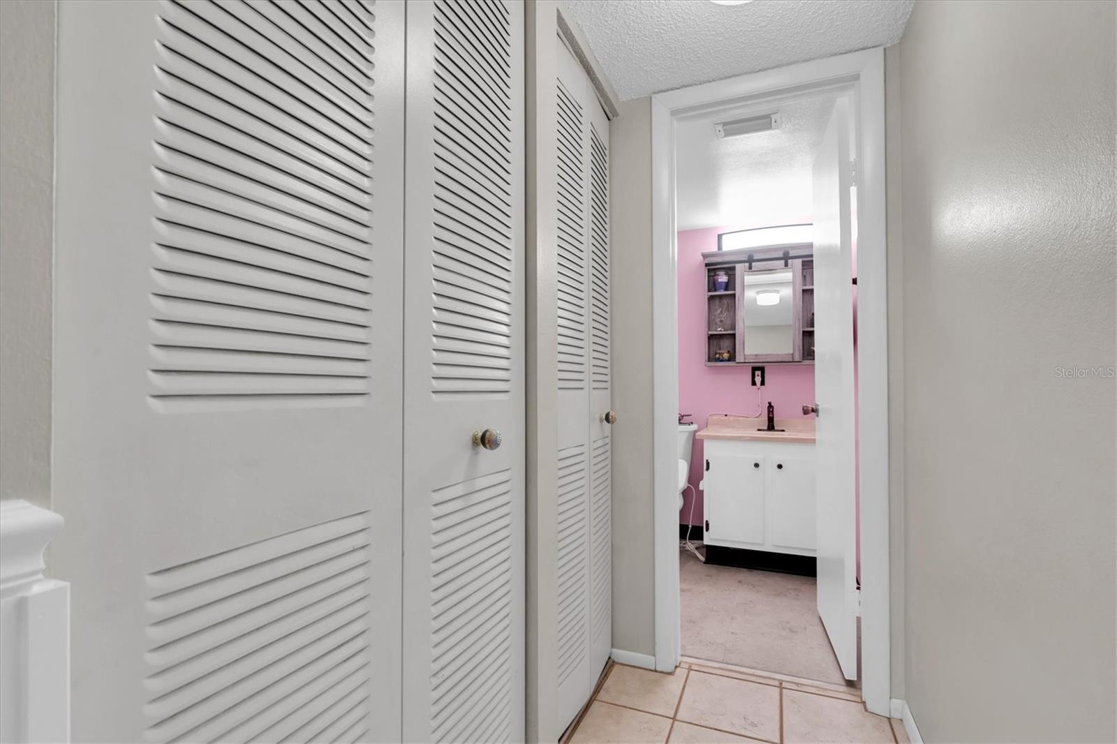 11485 OAKHURST RD #221, LARGO, FL, 33774