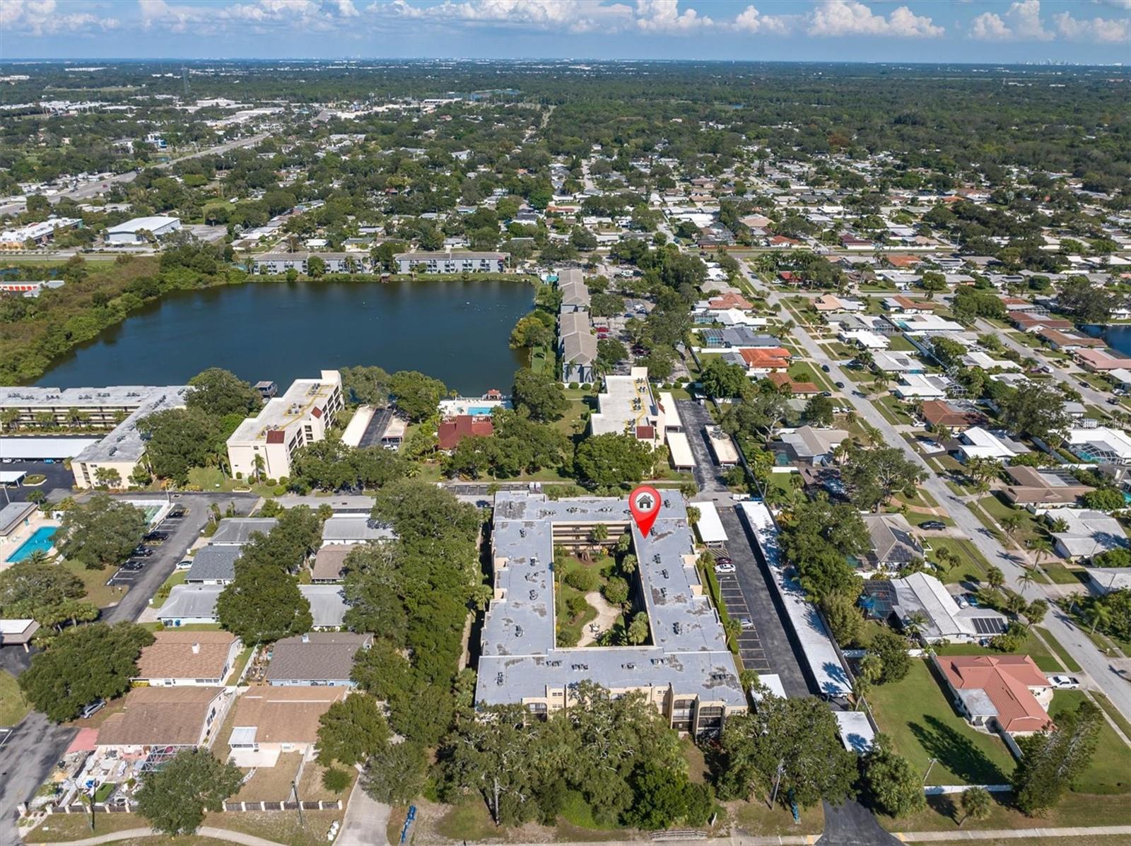 11485 OAKHURST RD #221, LARGO, FL, 33774