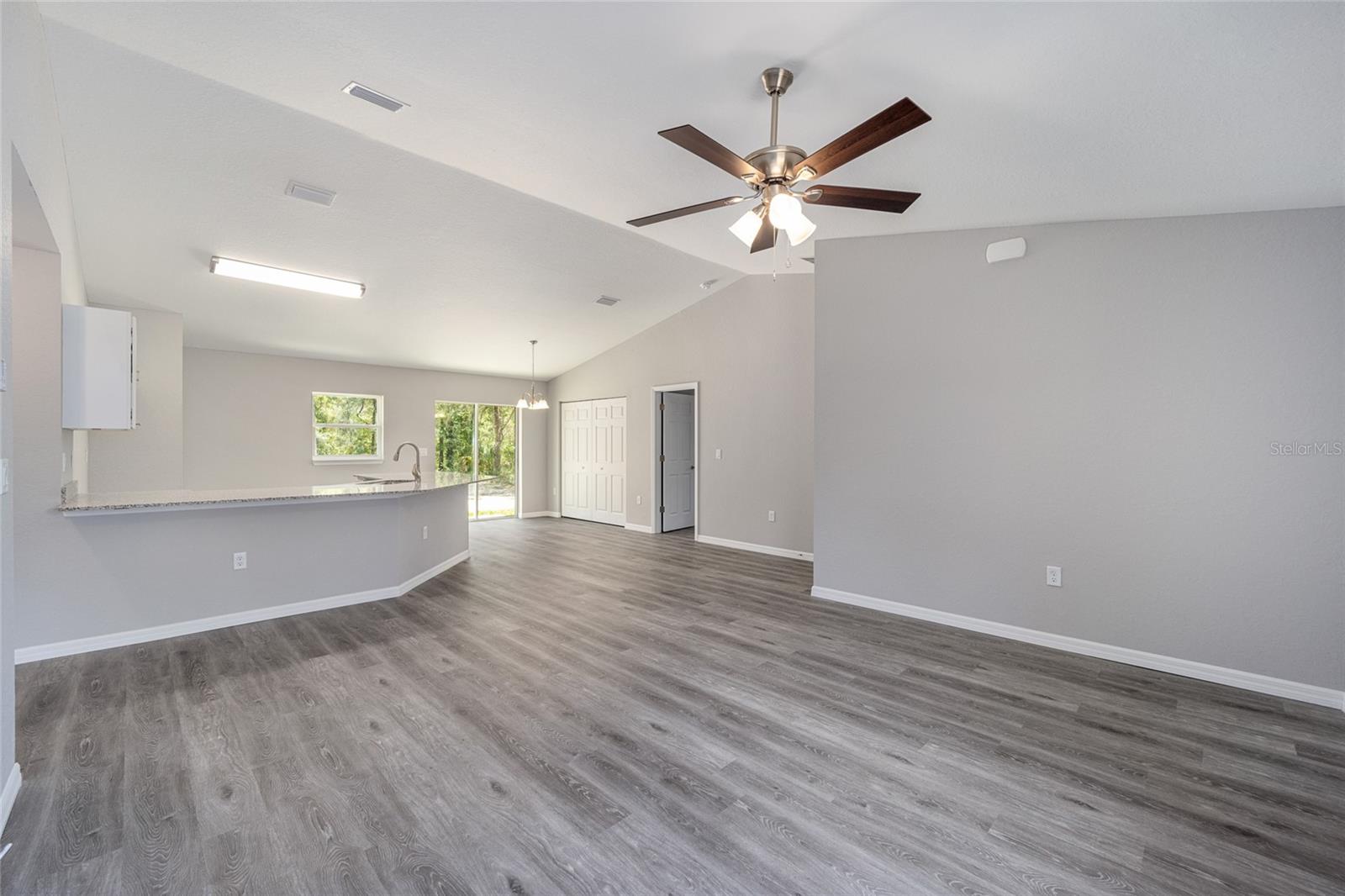 24144 NW WATER OAK AVE, DUNNELLON, FL, 34431