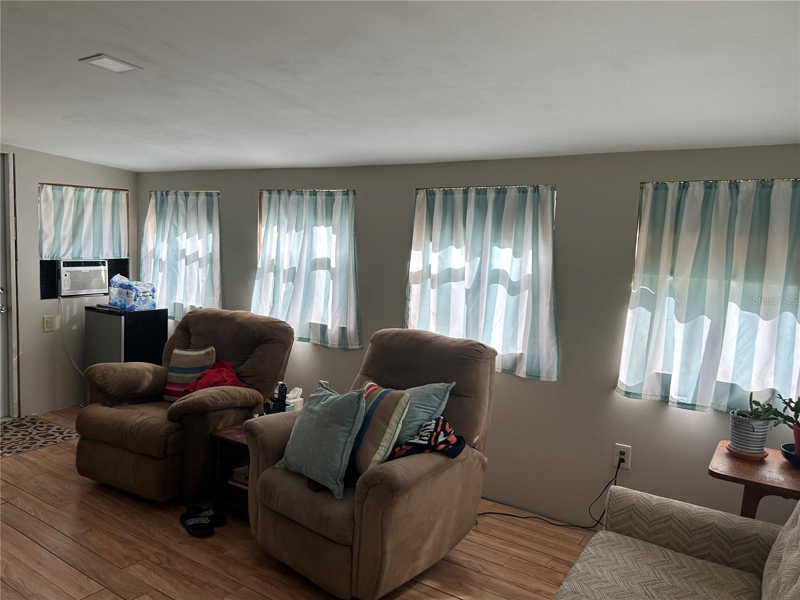 7412 SKY DR, WESLEY CHAPEL, FL, 33545