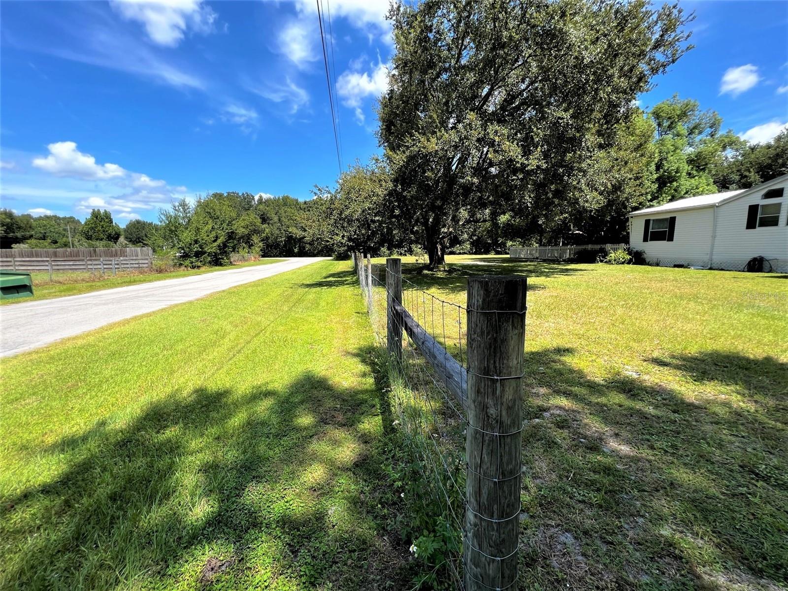 7412 SKY DR, WESLEY CHAPEL, FL, 33545