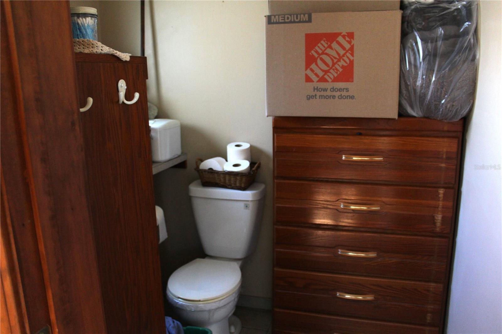 7364 HESTON, PORT CHARLOTTE, FL, 33981