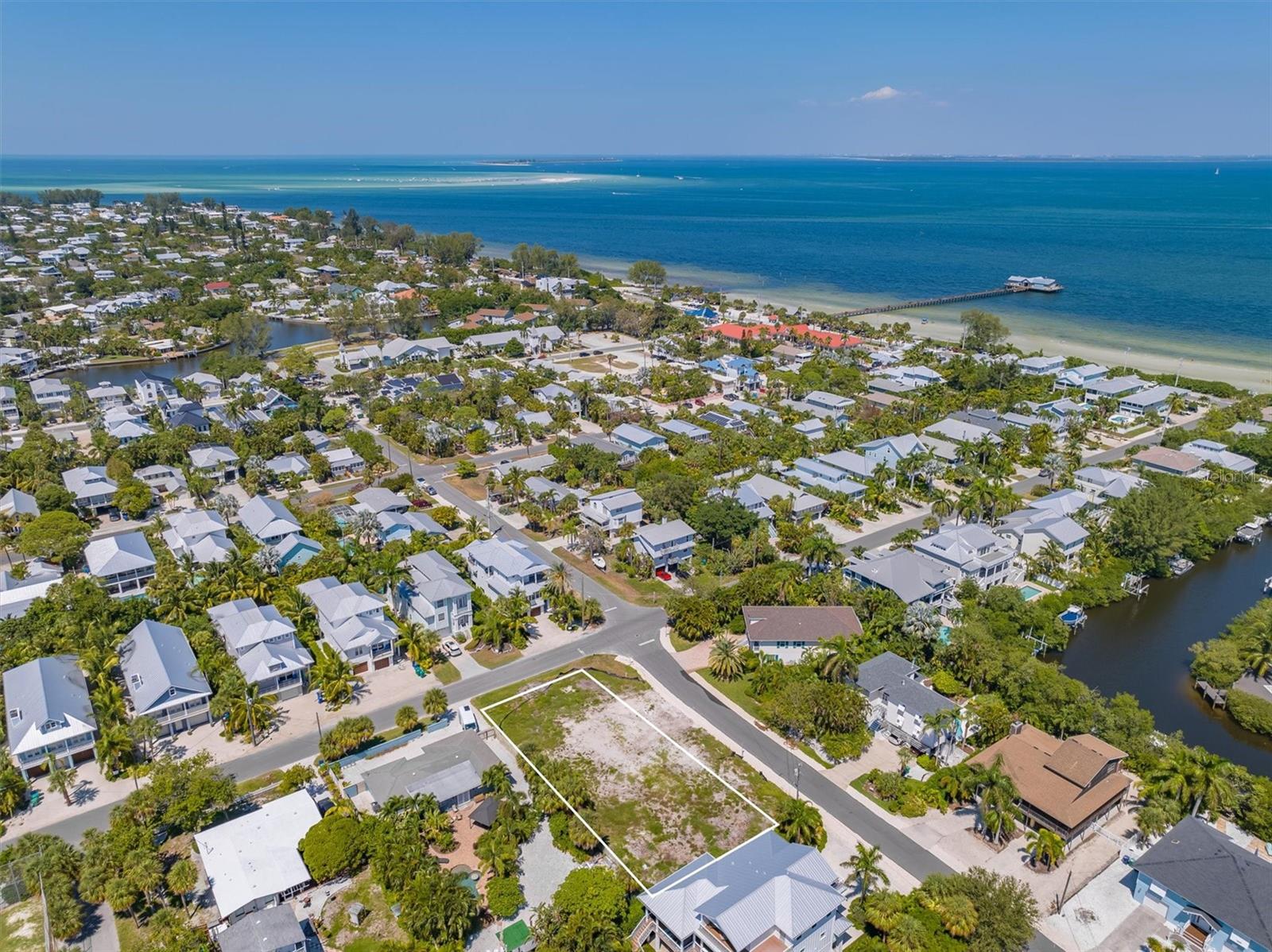 305 TARPON ST, ANNA MARIA, FL, 34216