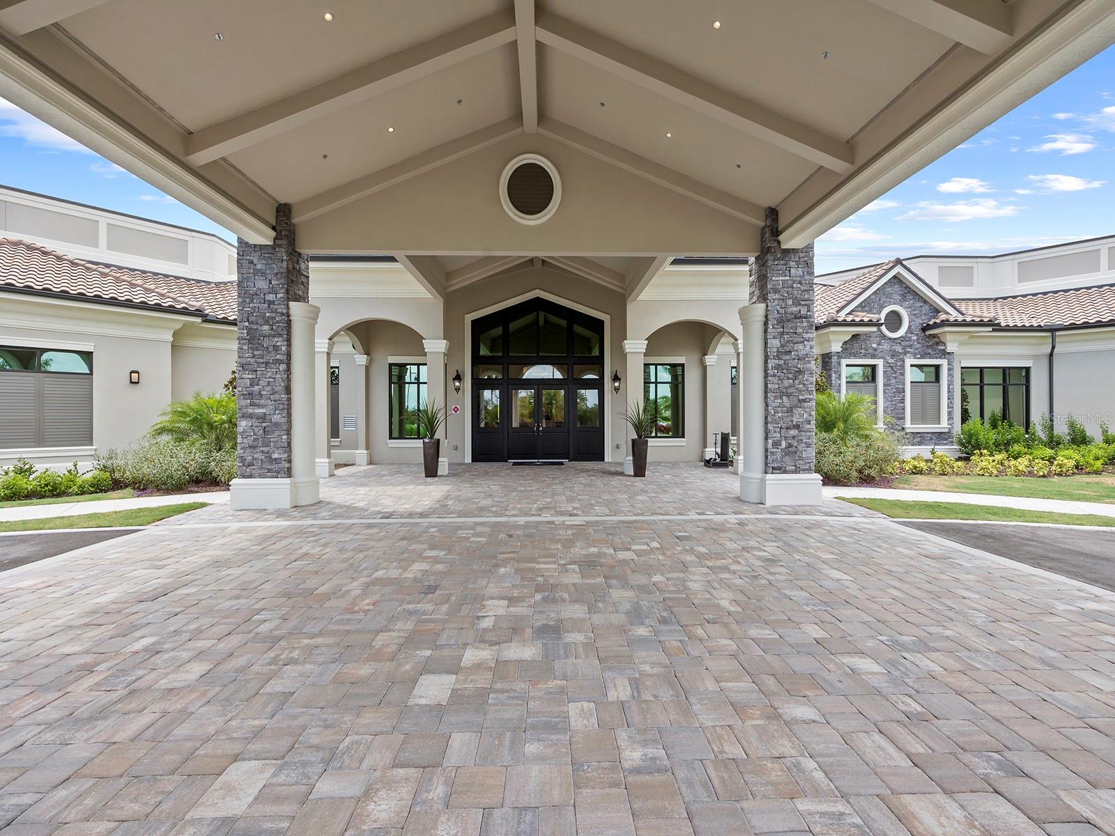 5623 MULLIGAN WAY, LAKEWOOD RANCH, FL, 34211