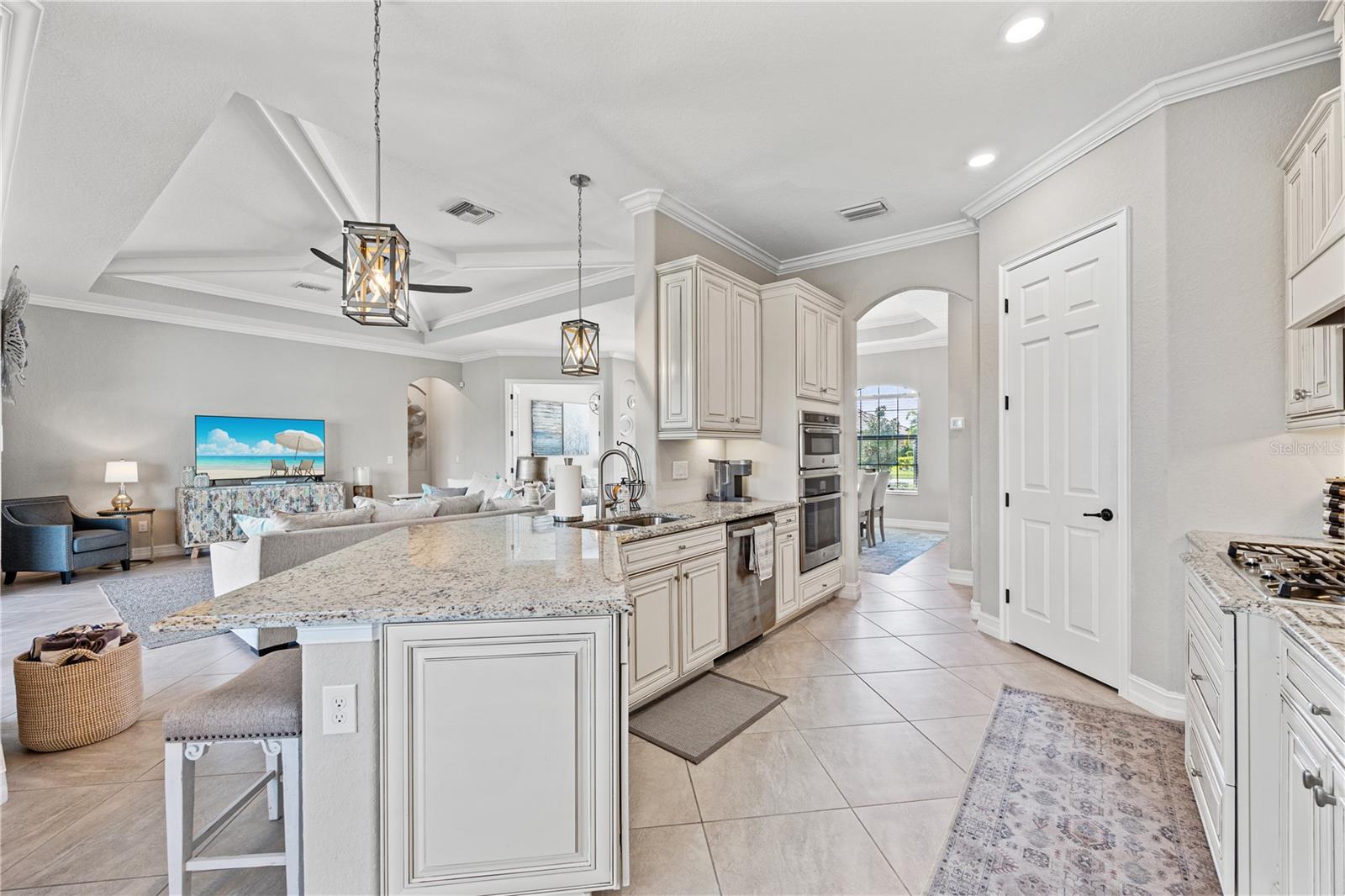 5623 MULLIGAN WAY, LAKEWOOD RANCH, FL, 34211