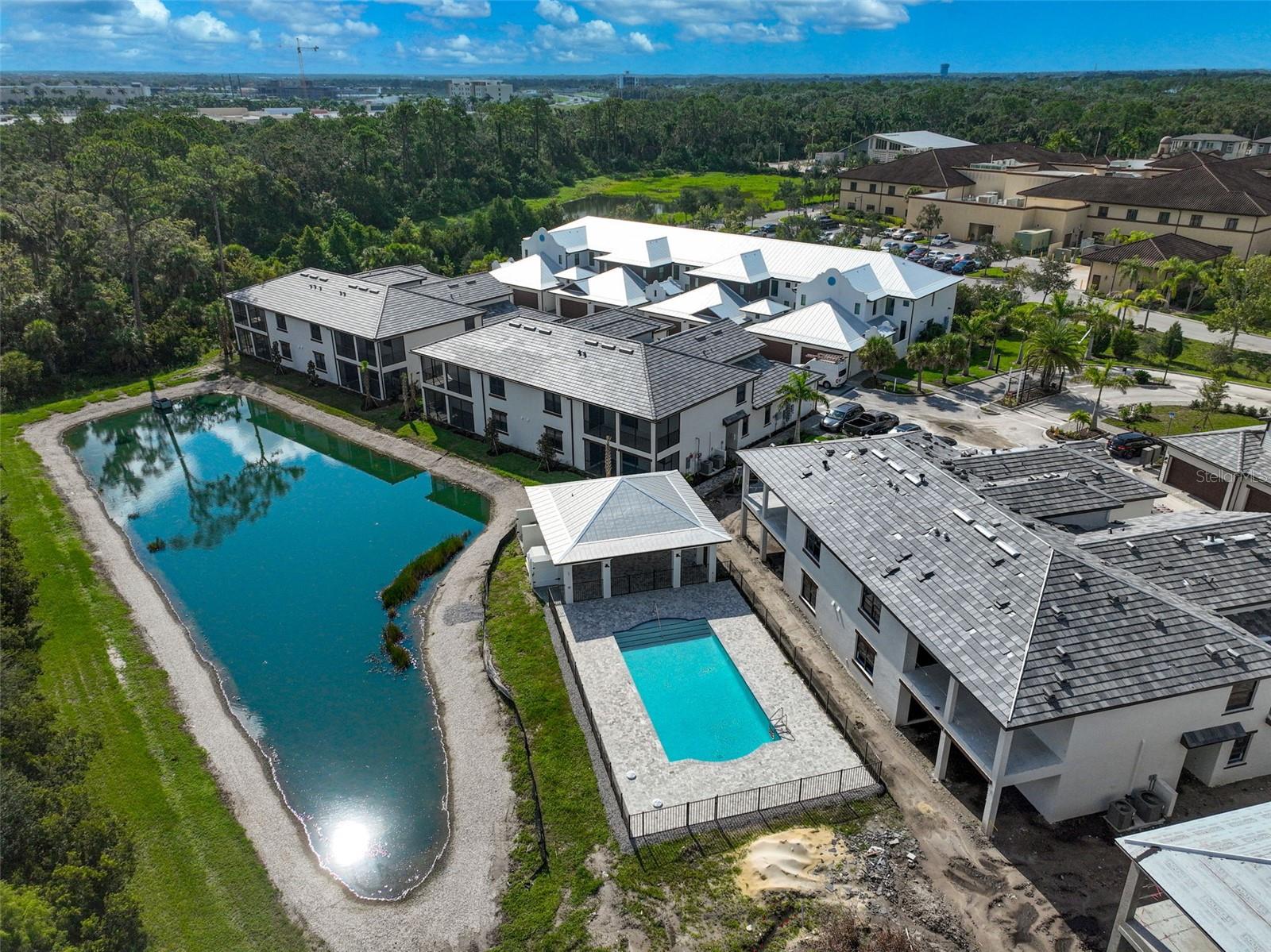5639 N HONORE AVE #221, SARASOTA, FL, 34243