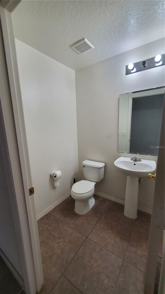 1600 STRATHMORE CIR, MOUNT DORA, FL, 32757