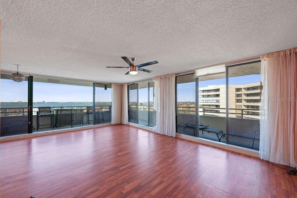 5940 PELICAN BAY PLZ S #1102, GULFPORT, FL, 33707