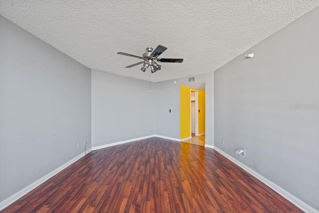 5940 PELICAN BAY PLZ S #1102, GULFPORT, FL, 33707